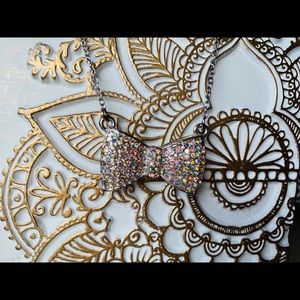 Lot of bow necklaces